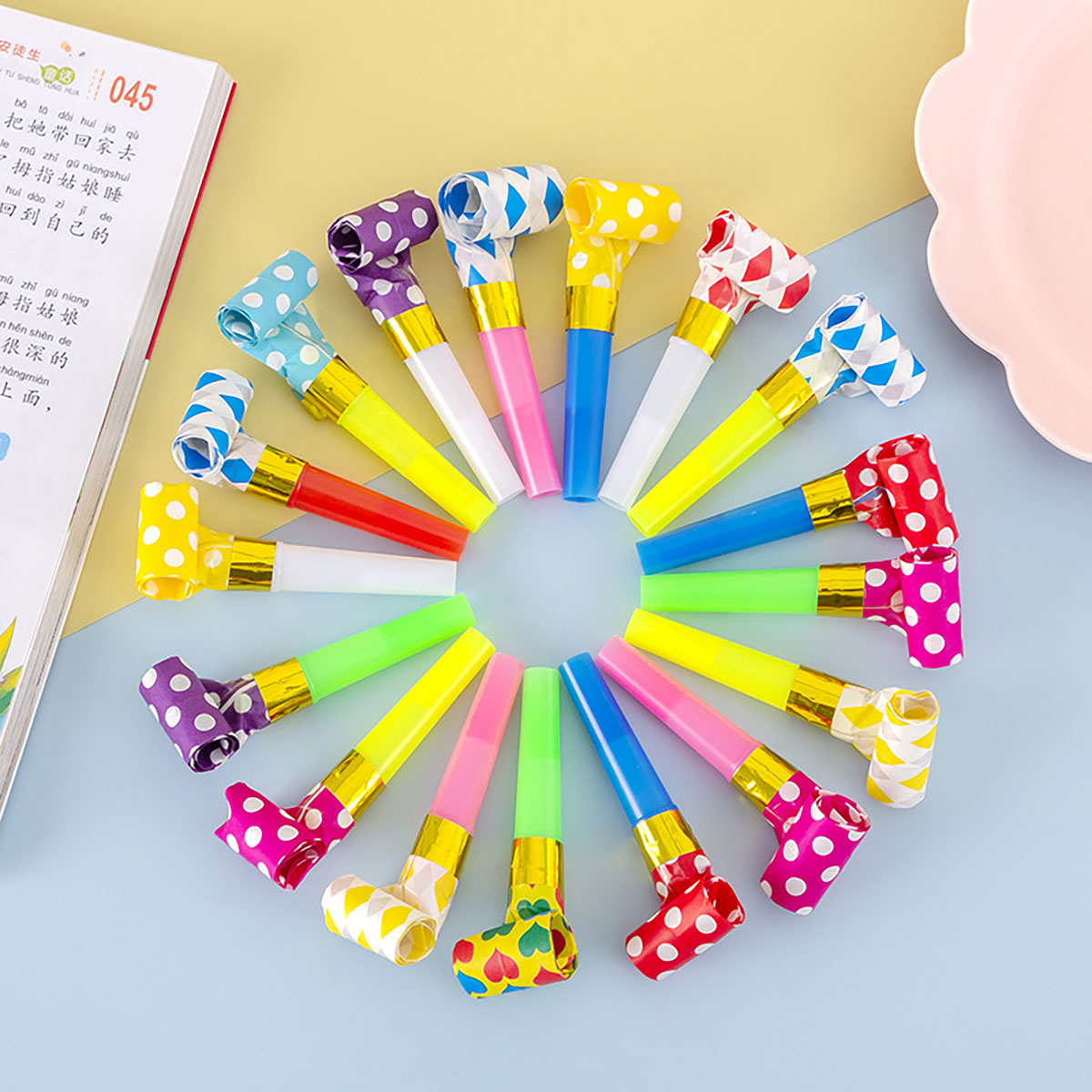 30PCS Colorful Whistles Toy Fu - Party Games Engagement 评论和价格