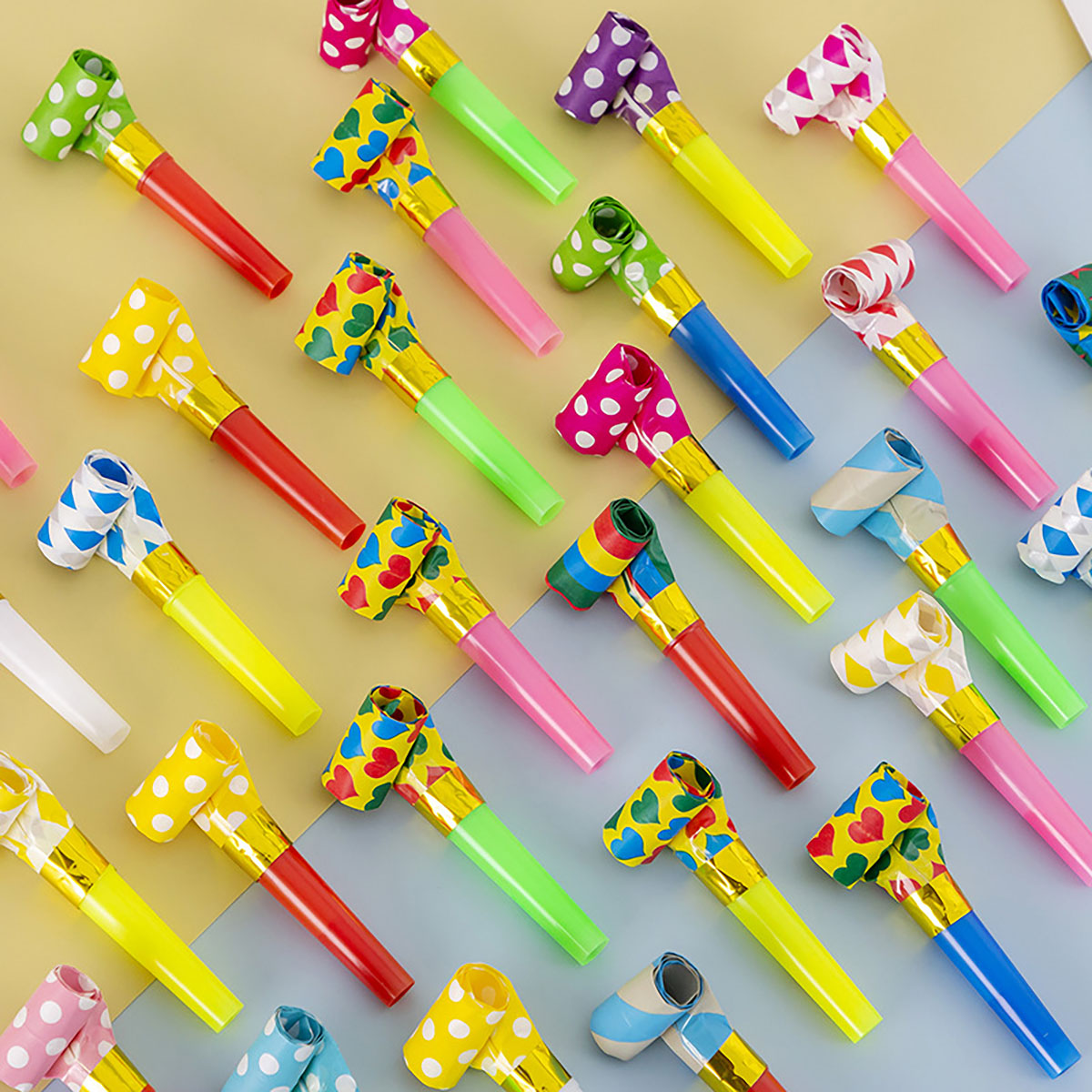 30PCS Colorful Whistles Toy Fu - Party Games Engagement 评论和价格
